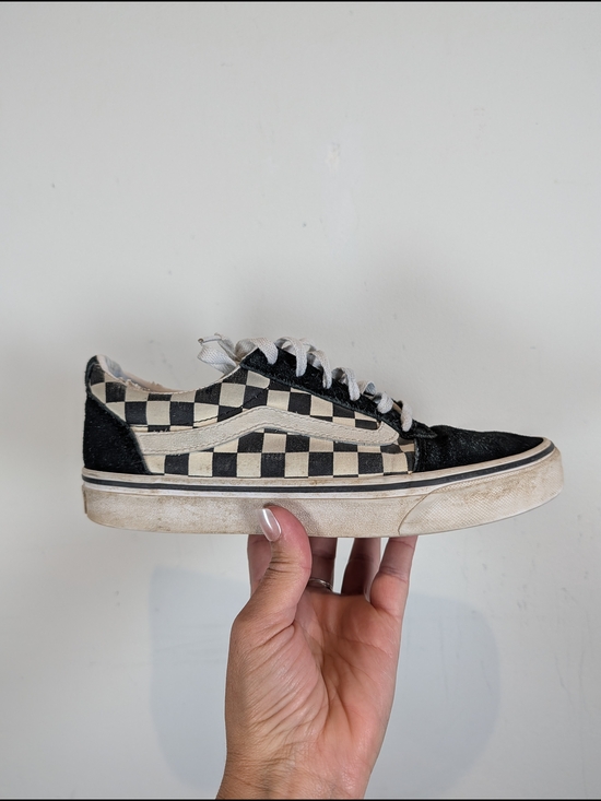 Vans Shoes - Vans Classic Checkerboard Skate Shoe - Black & White, Size 8